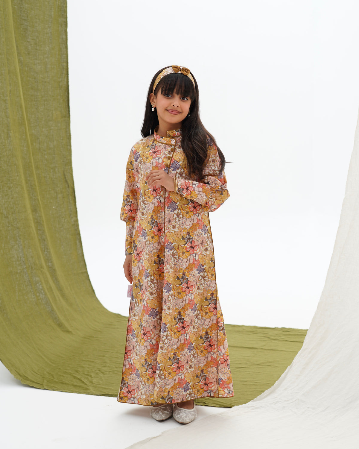SD241 فتيات صغيرات