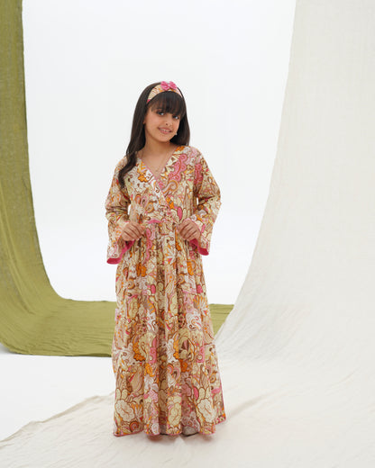 SD241 فتيات صغيرات