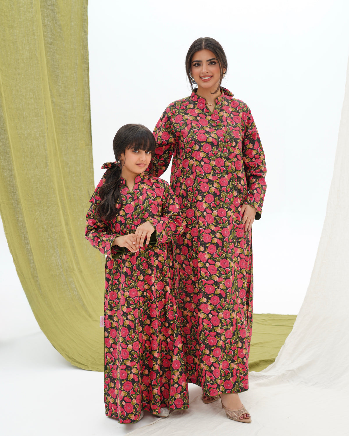 SD241 فتيات صغيرات