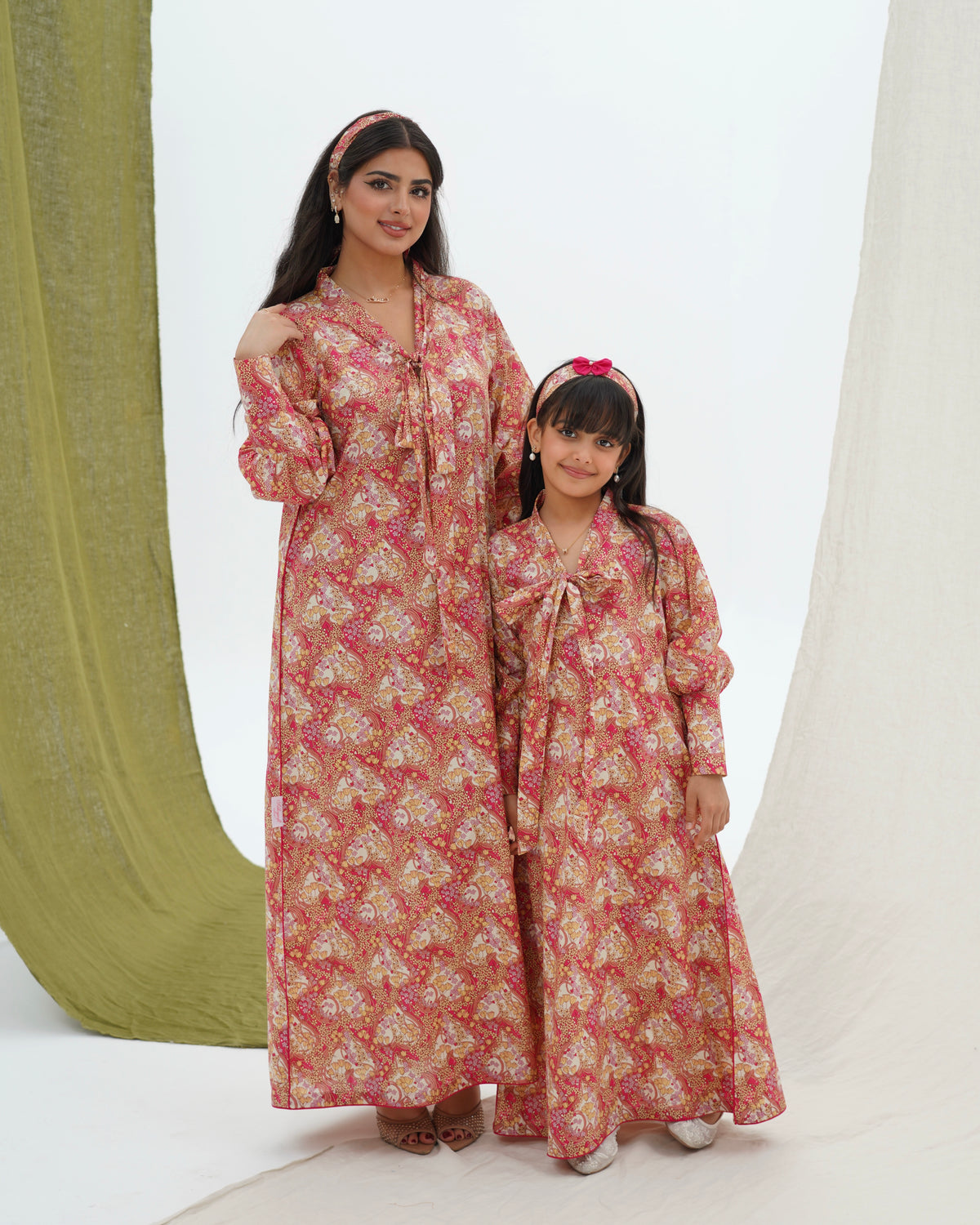 SD241 فتيات صغيرات
