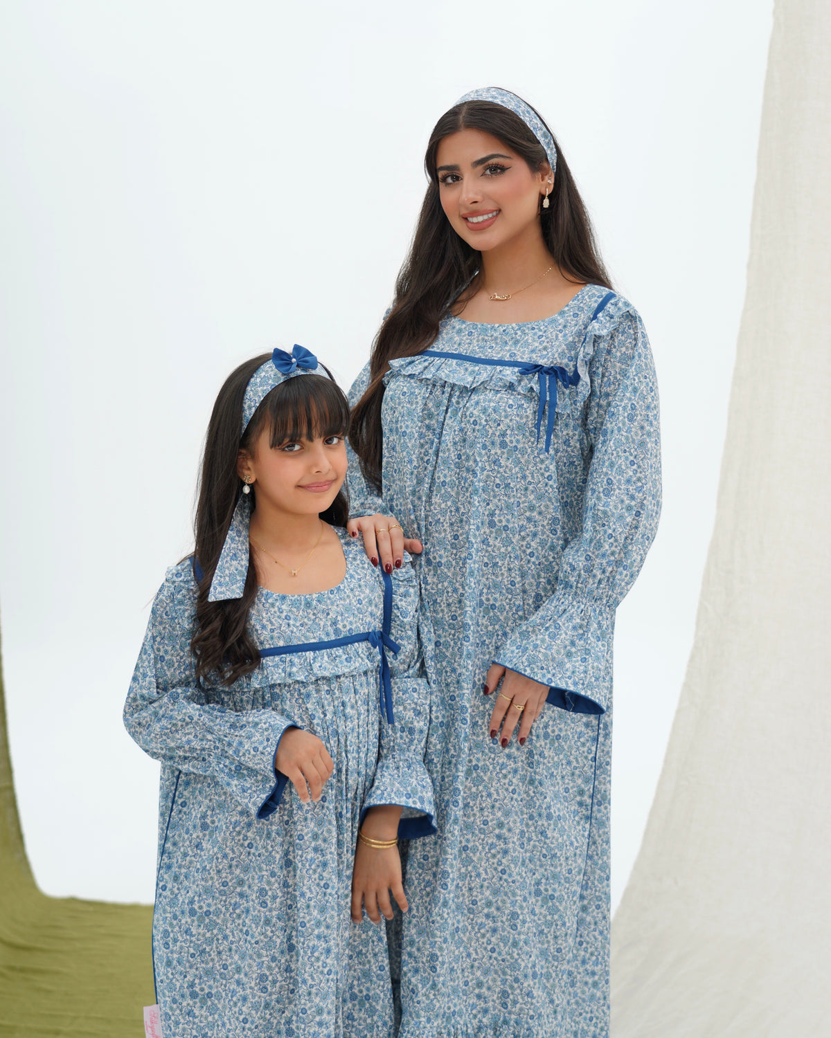 SD241 فتيات صغيرات