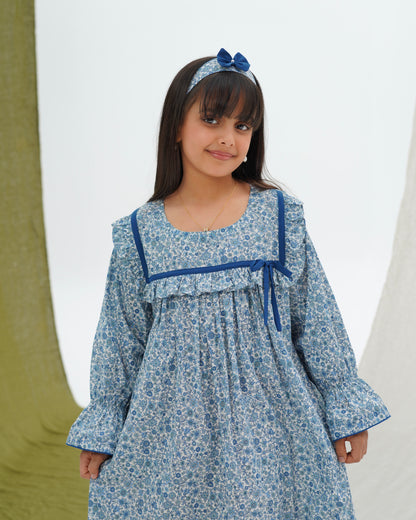 SD241 فتيات صغيرات