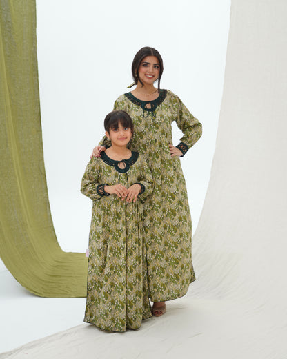 SD2615 little girls