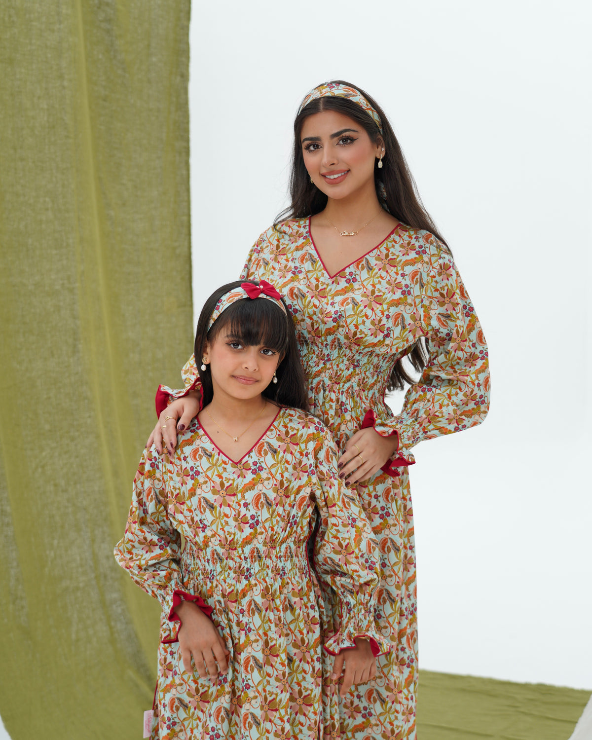 SD241 فتيات صغيرات